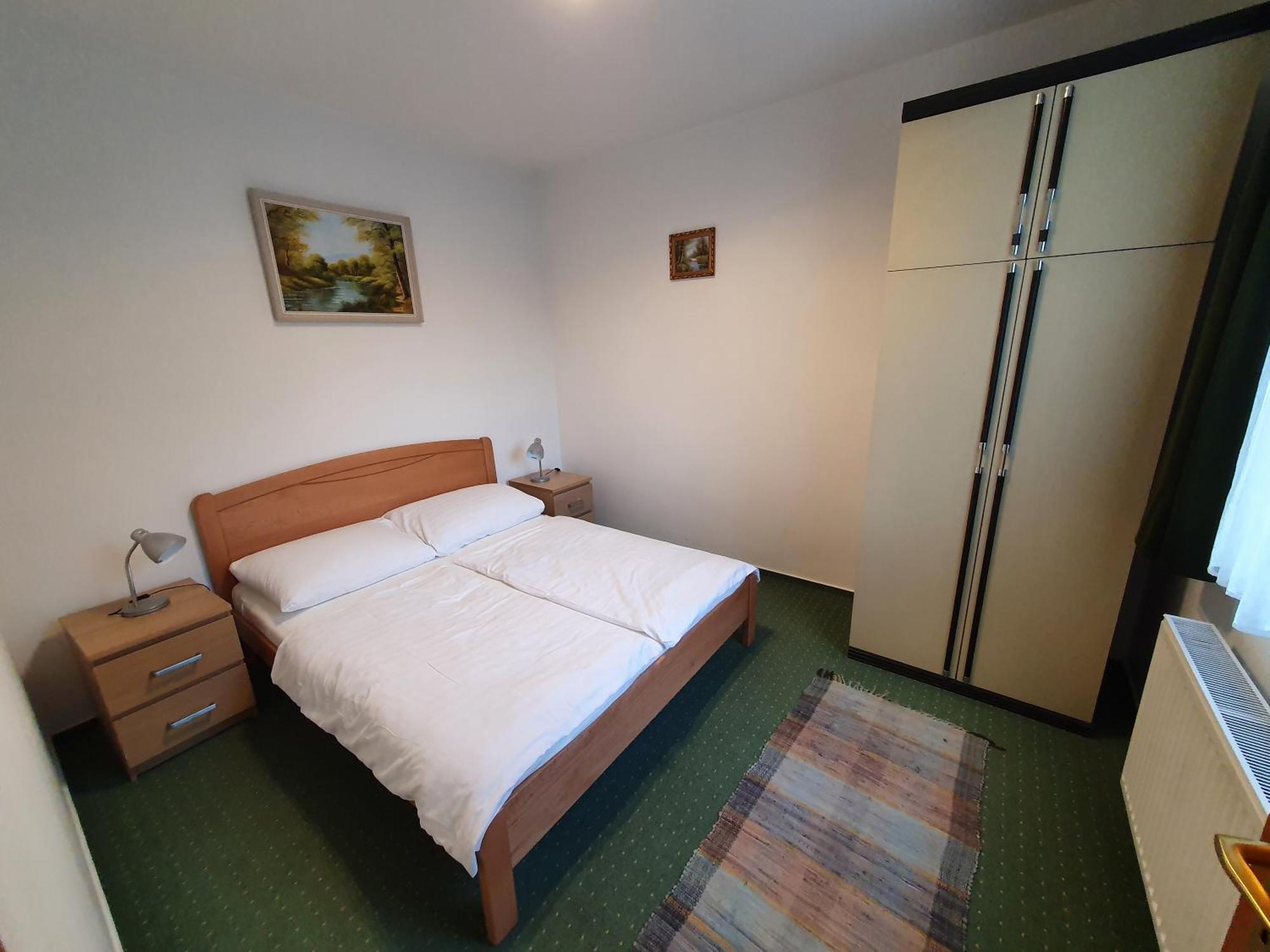 שיופוק Arizona Apartman מראה חיצוני תמונה