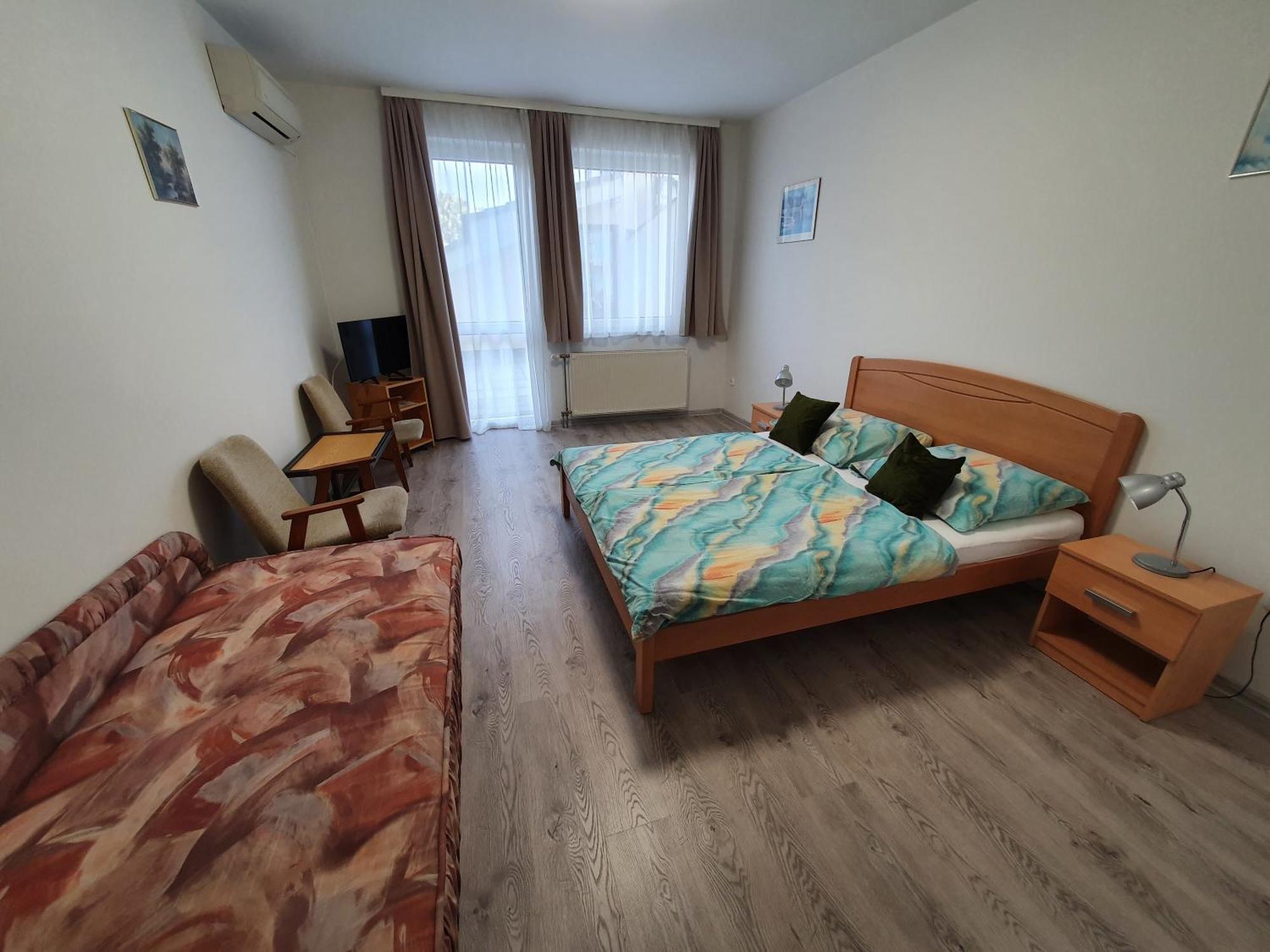 שיופוק Arizona Apartman מראה חיצוני תמונה