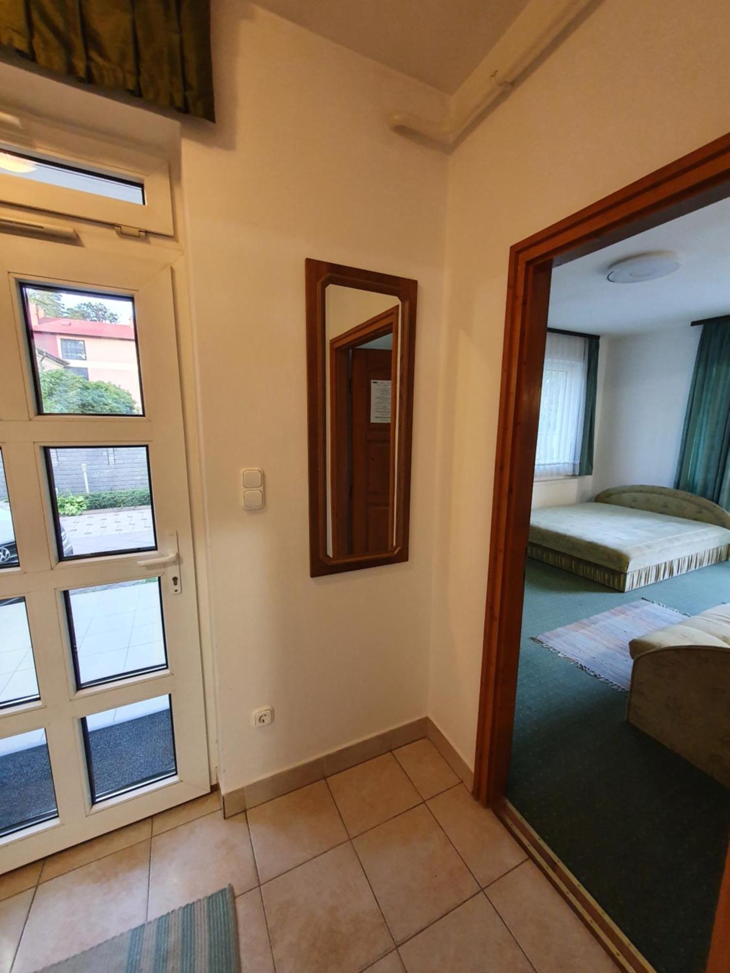 שיופוק Arizona Apartman מראה חיצוני תמונה