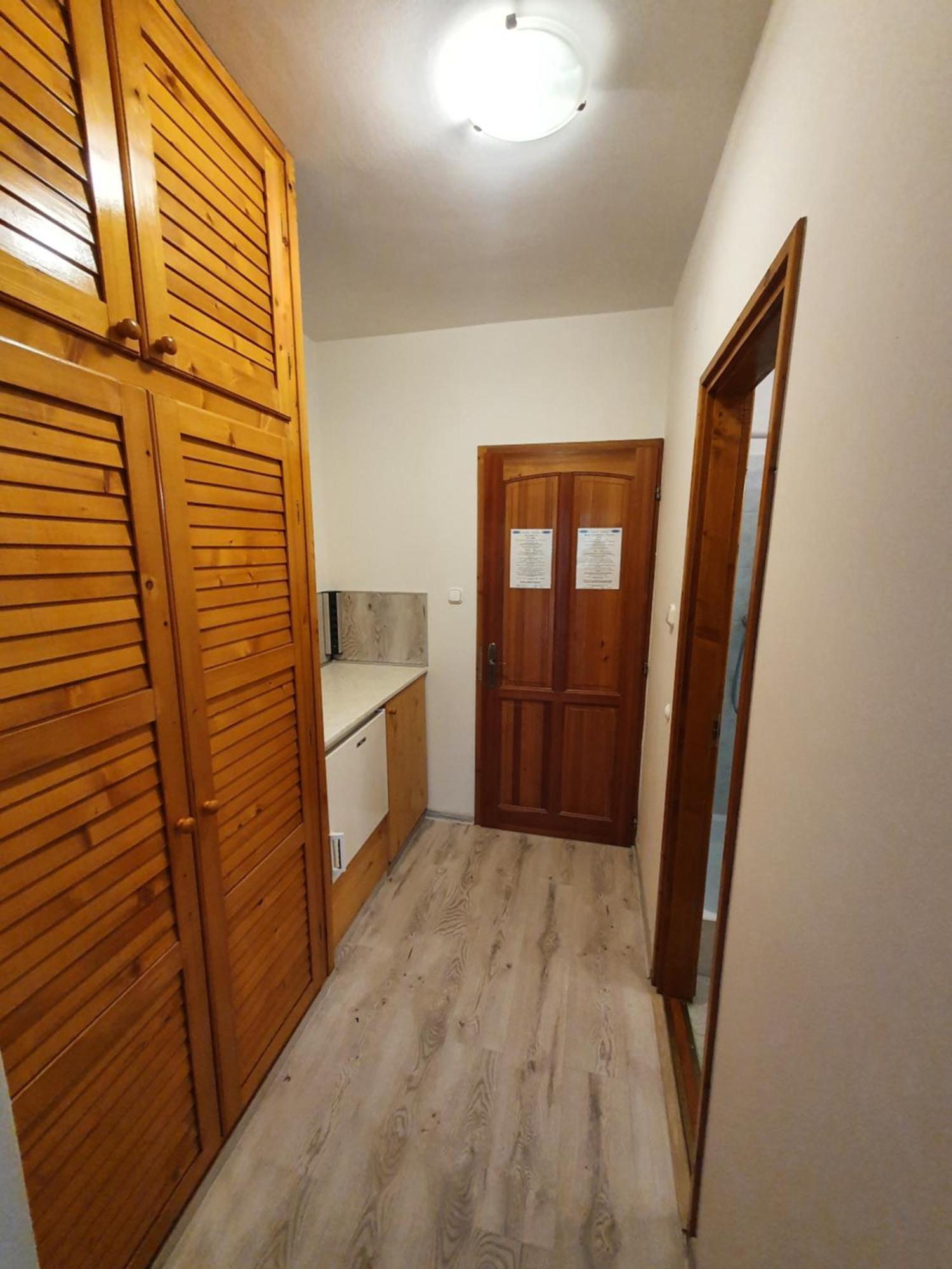 שיופוק Arizona Apartman מראה חיצוני תמונה