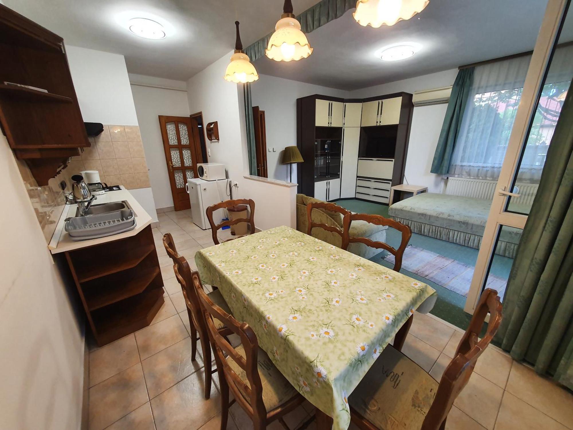 שיופוק Arizona Apartman מראה חיצוני תמונה