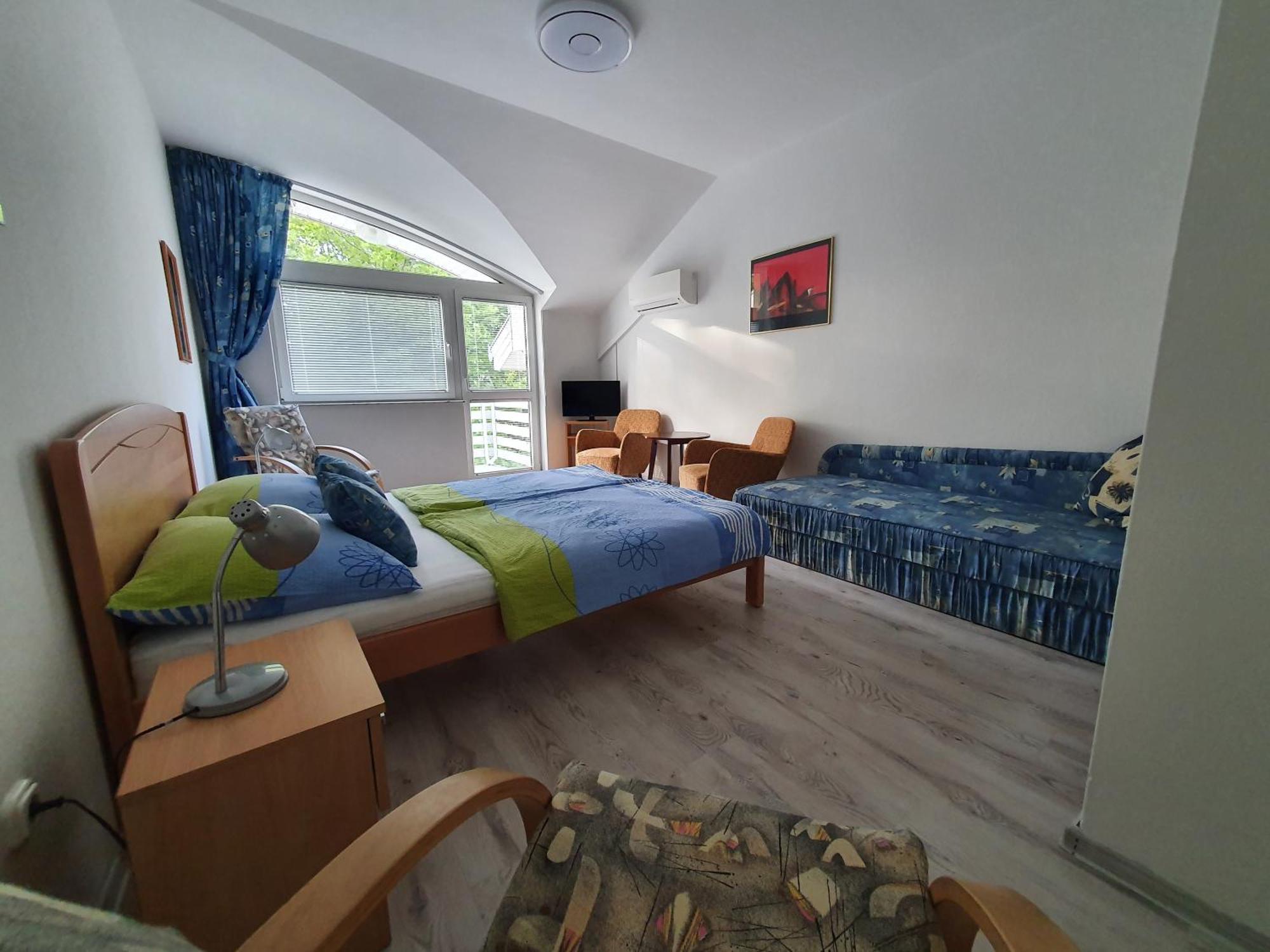 שיופוק Arizona Apartman מראה חיצוני תמונה