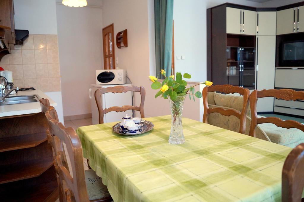 שיופוק Arizona Apartman מראה חיצוני תמונה