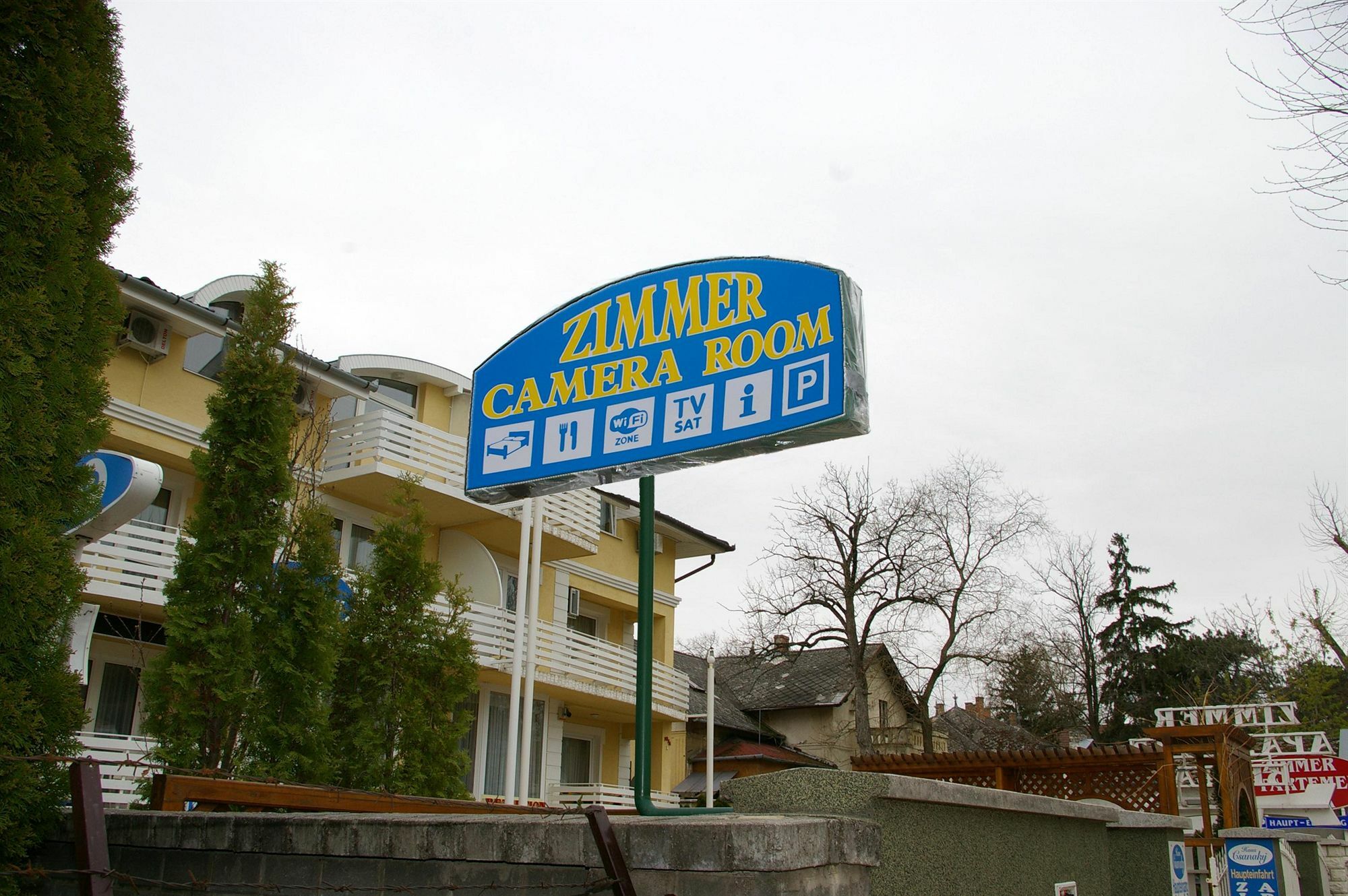 שיופוק Arizona Apartman מראה חיצוני תמונה