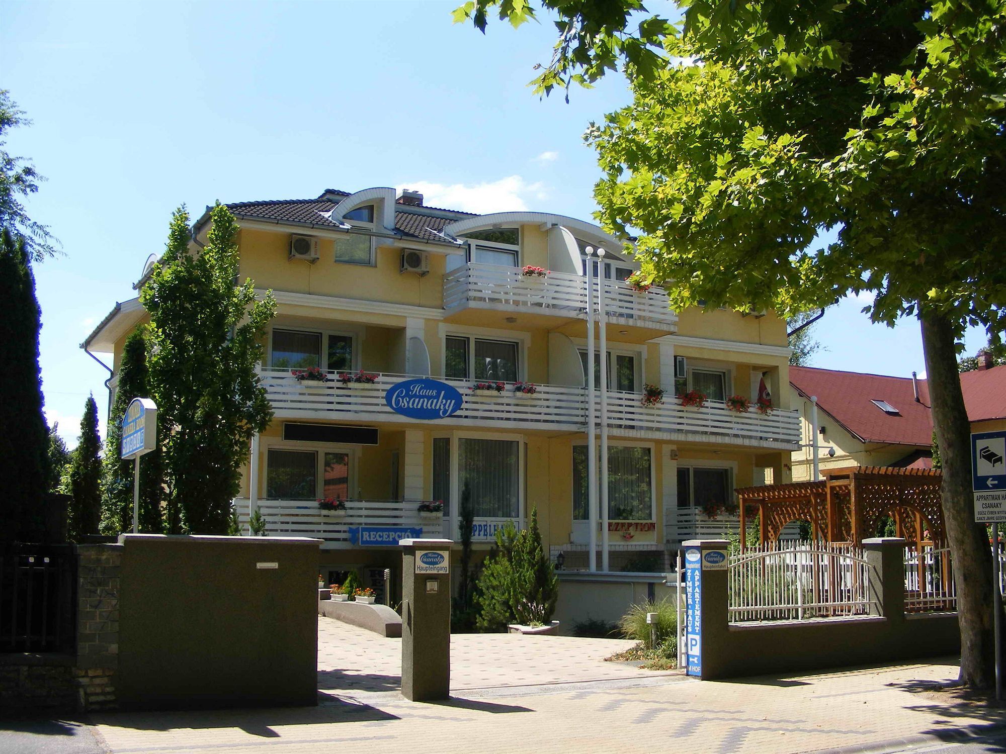 שיופוק Arizona Apartman מראה חיצוני תמונה